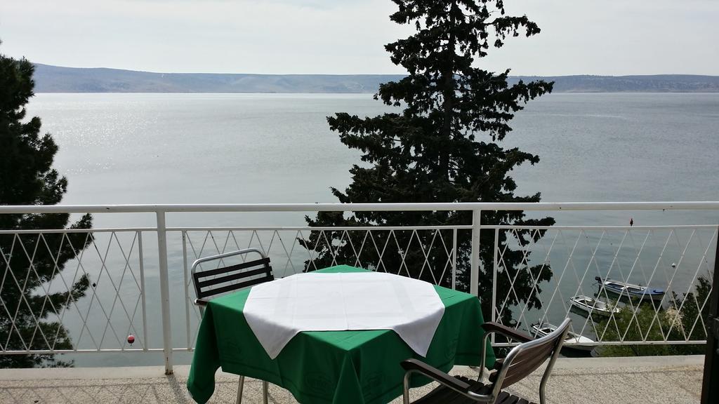 Apartment Buco Starigrad Paklenica Luaran gambar